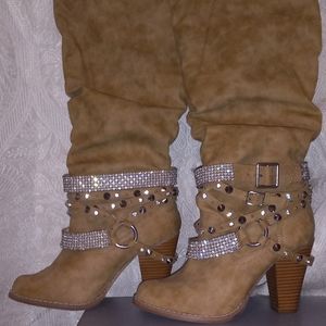Womens Tan knee high boots Size: 6.5